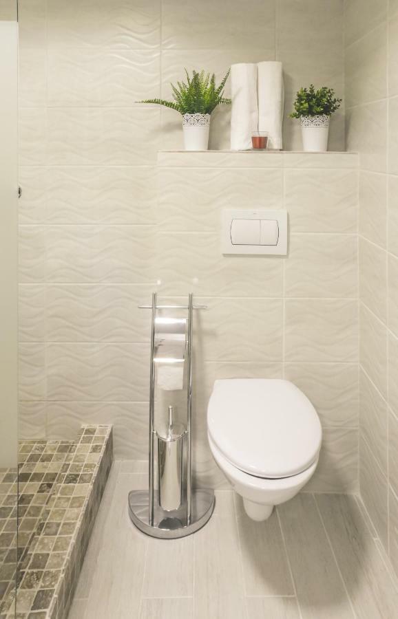 부쿠레슈티 Victoria Duplex Apartament 아파트 외부 사진